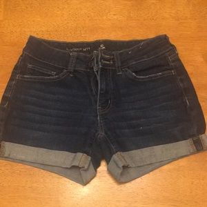 So shorts, size 4